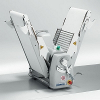 Машина тестораскаточная LAM 610B